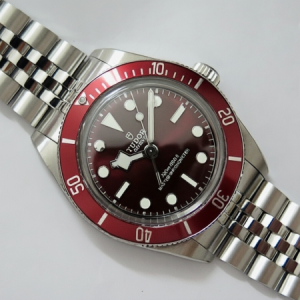 TUDOR Heritage Black Bay M7939A1A0RU-0001 Burgundy Bezel 39mm SS ZF 1:1